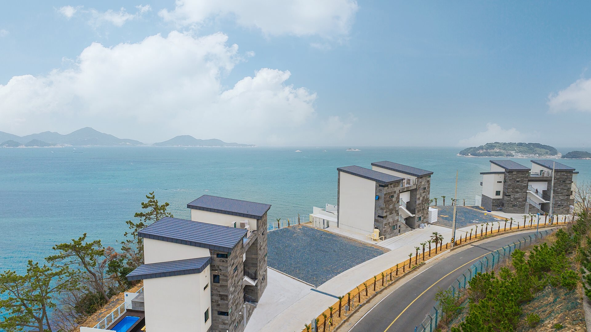 레인보우 키즈 풀빌라 펜션
