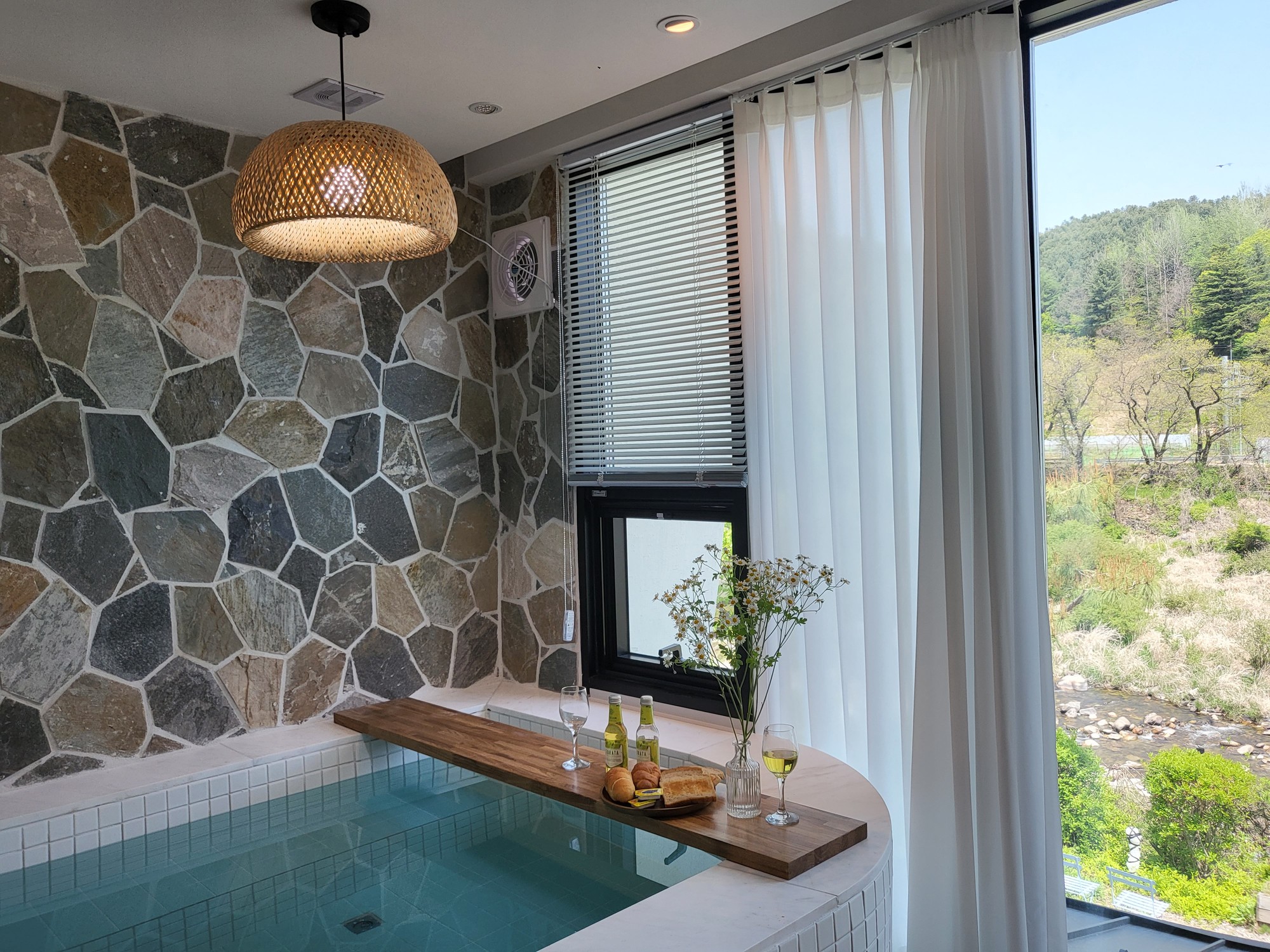 가평 달그린 감성펜션&키즈 풀빌라