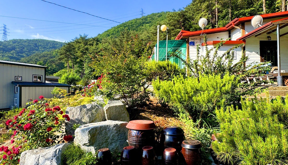 충청서산언덕위에쉼터