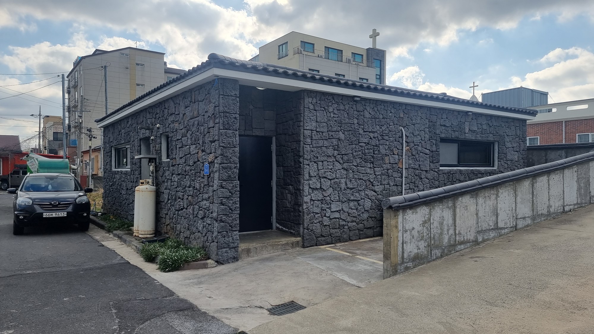 제주도 돌집 삼다헌 세화점
