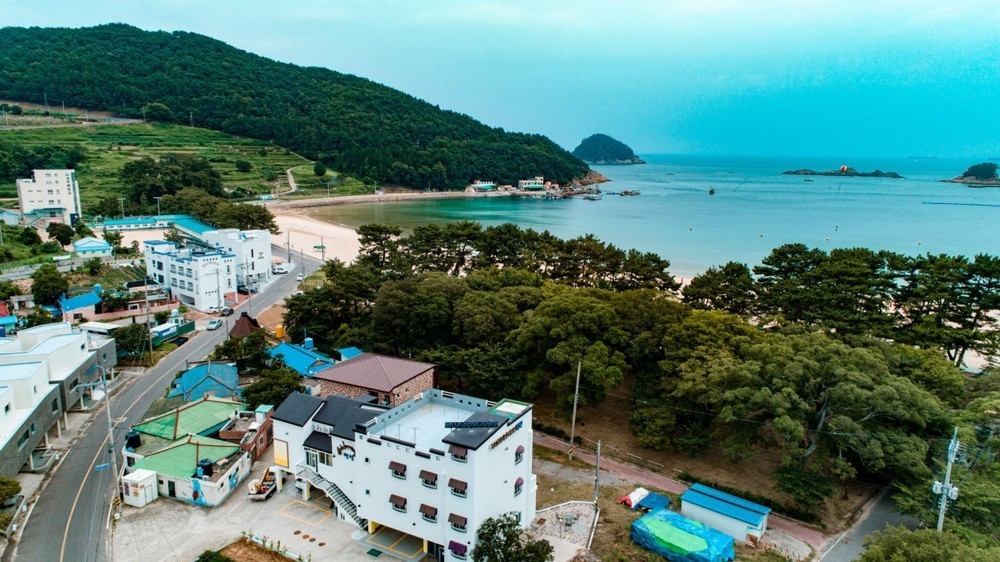 남해 솔밭비치 펜션