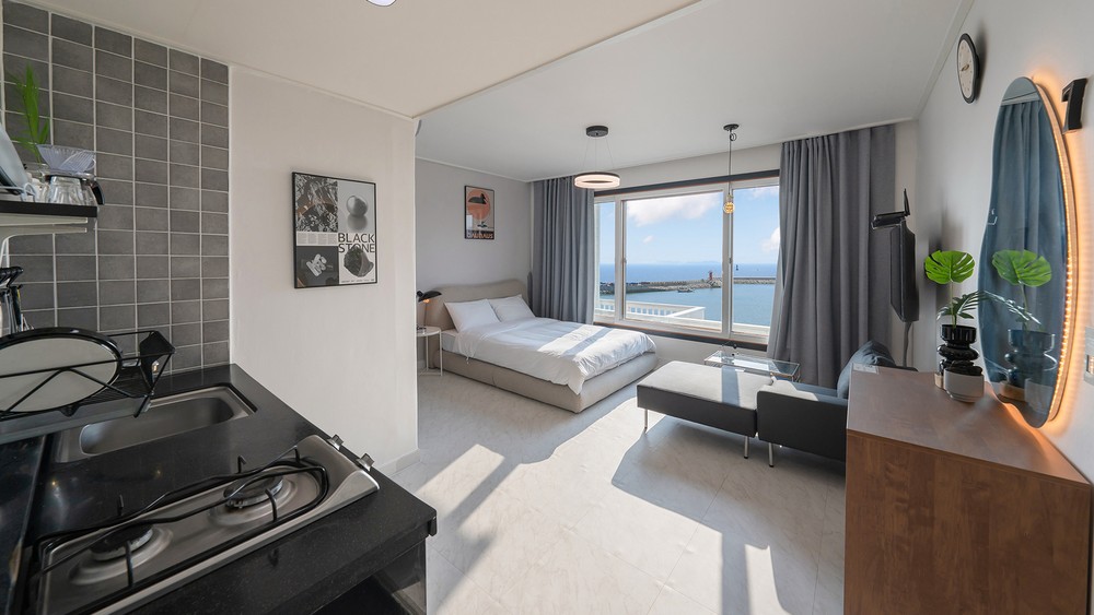 7 Suite