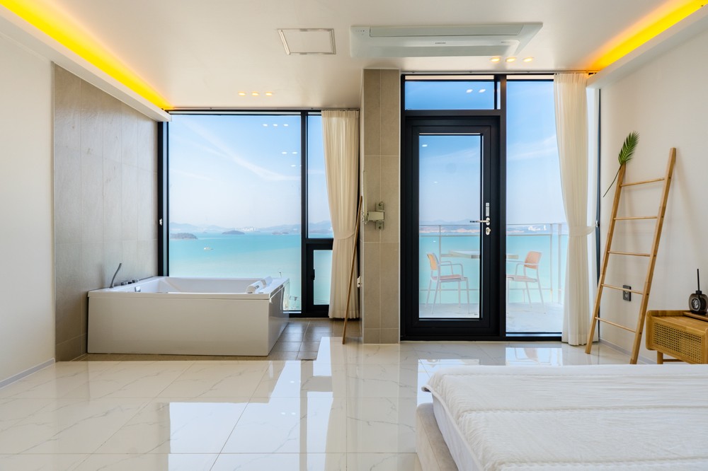 더 테라스 SUITE SPA-301