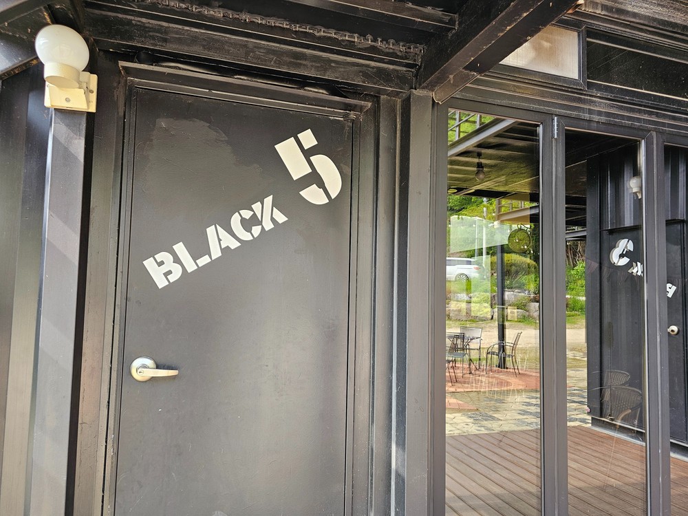 Black5
