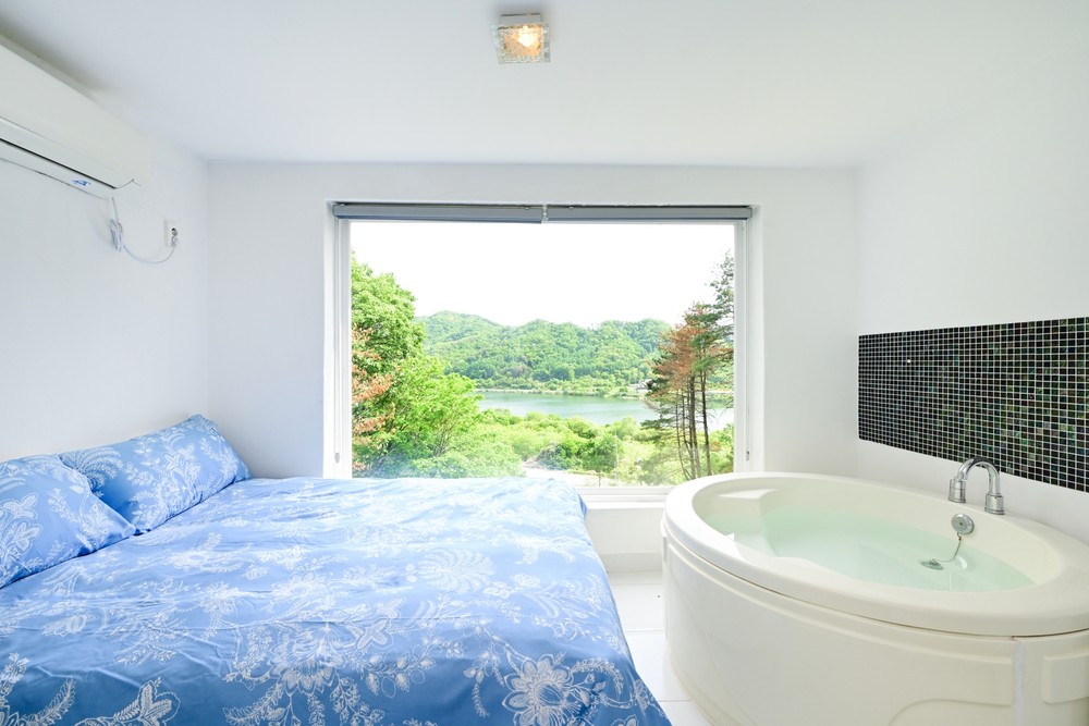 504 River spa