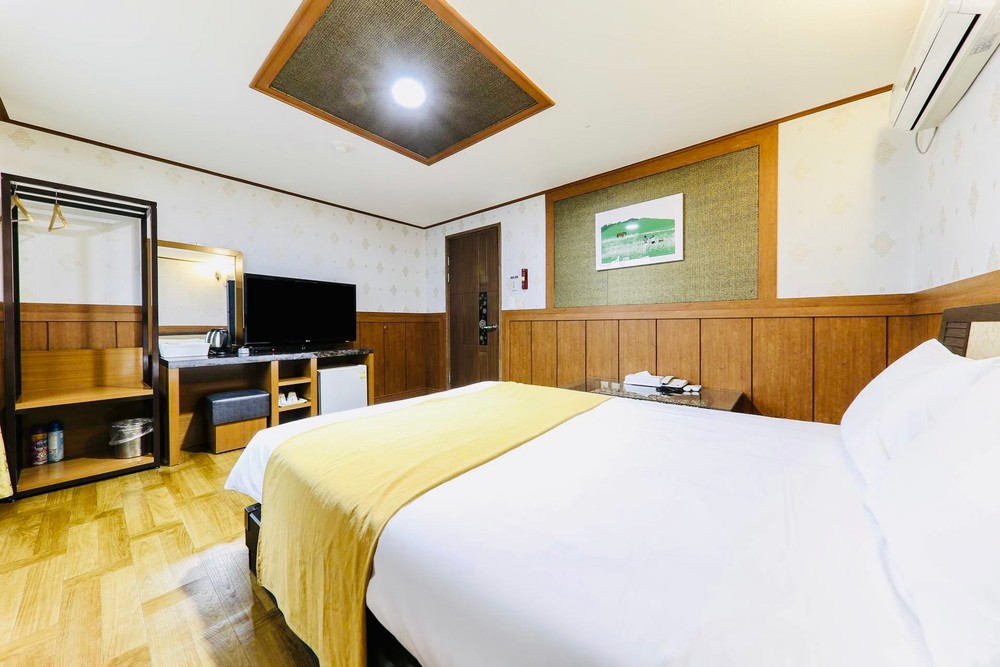 스탠다드 싱글룸(Standard Single Room)